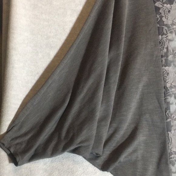 WET SEAL Cocoon Style Stretch Knit Top with Lace Back Insert & Batwing Sleeves - Picture 13 of 16